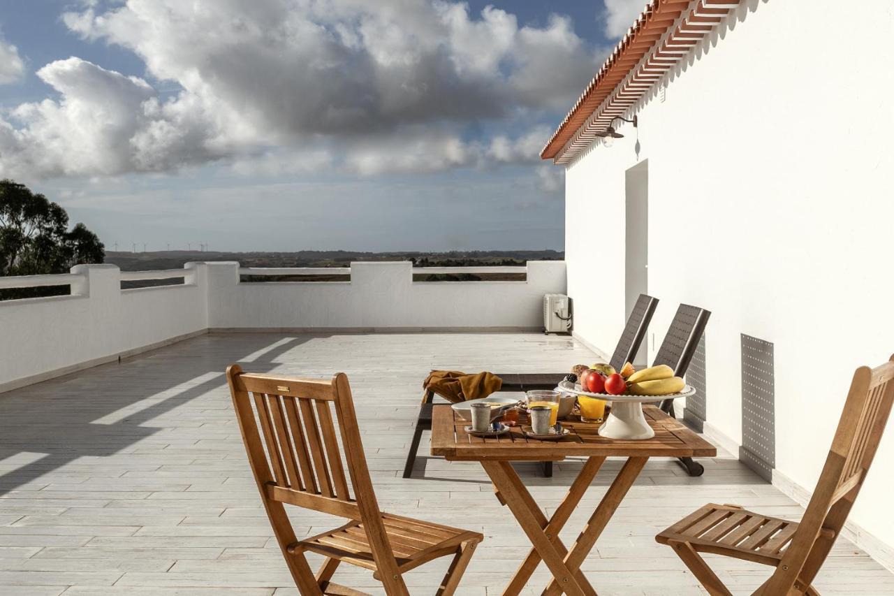 Pe No Campo Suites And Villa Carvalhal  Exteriör bild